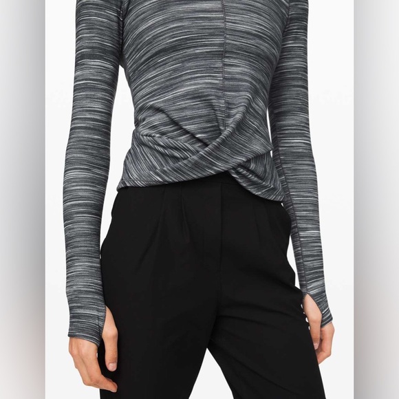 Lululemon Melodic Movement Long Sleeve EUC - Picture 4 of 7